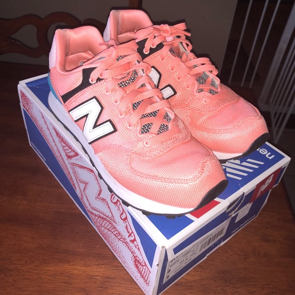 New Balance - Picture 3 of 4